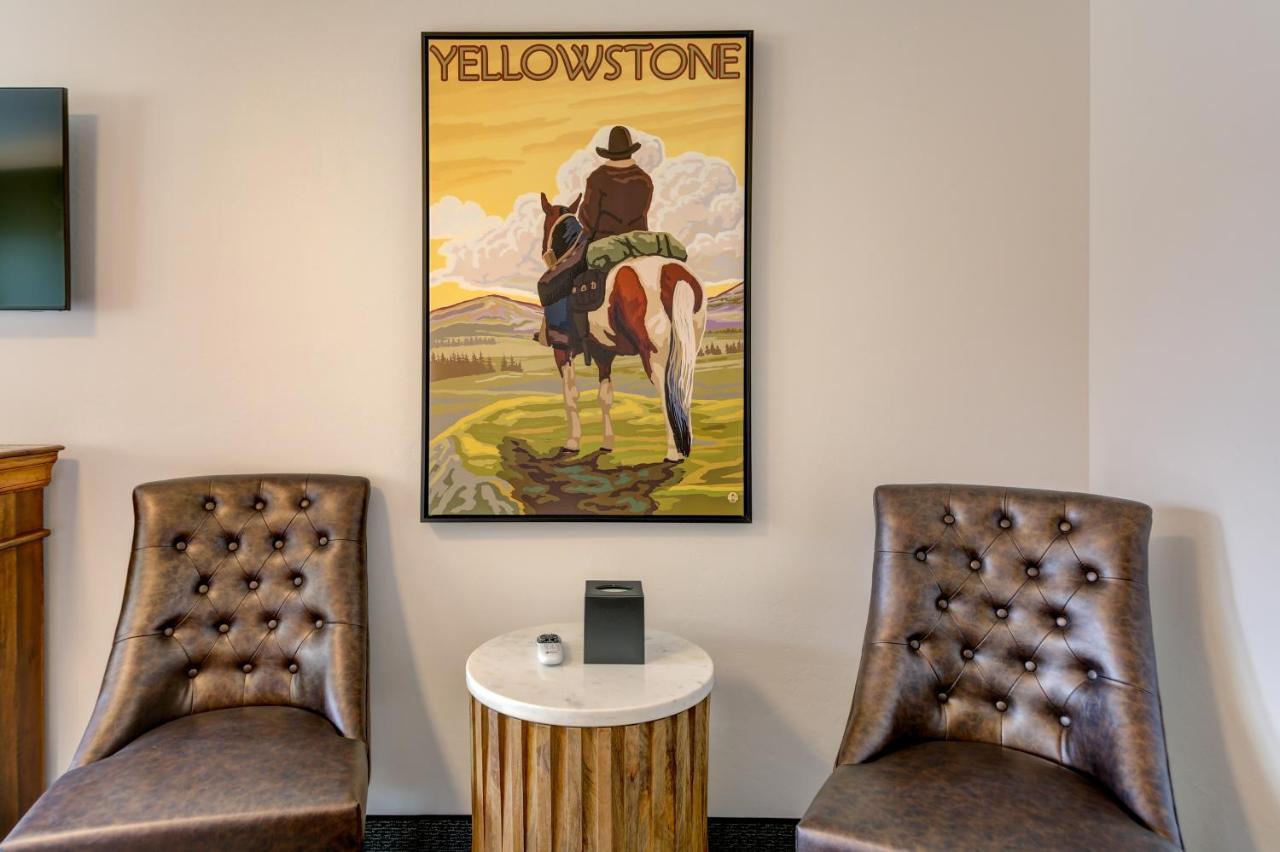 Roosevelt Hotel - Yellowstone ガーディナー エクステリア 写真