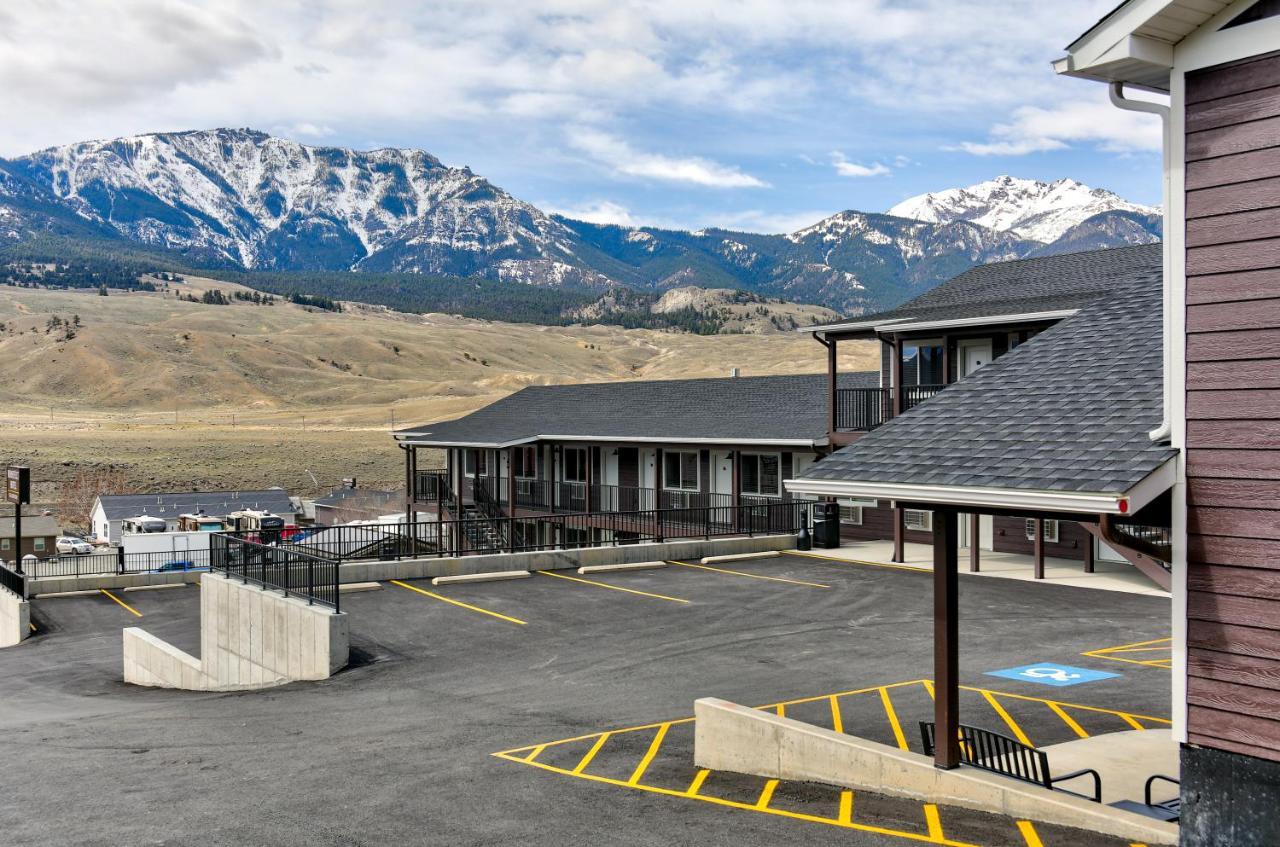 Roosevelt Hotel - Yellowstone ガーディナー エクステリア 写真