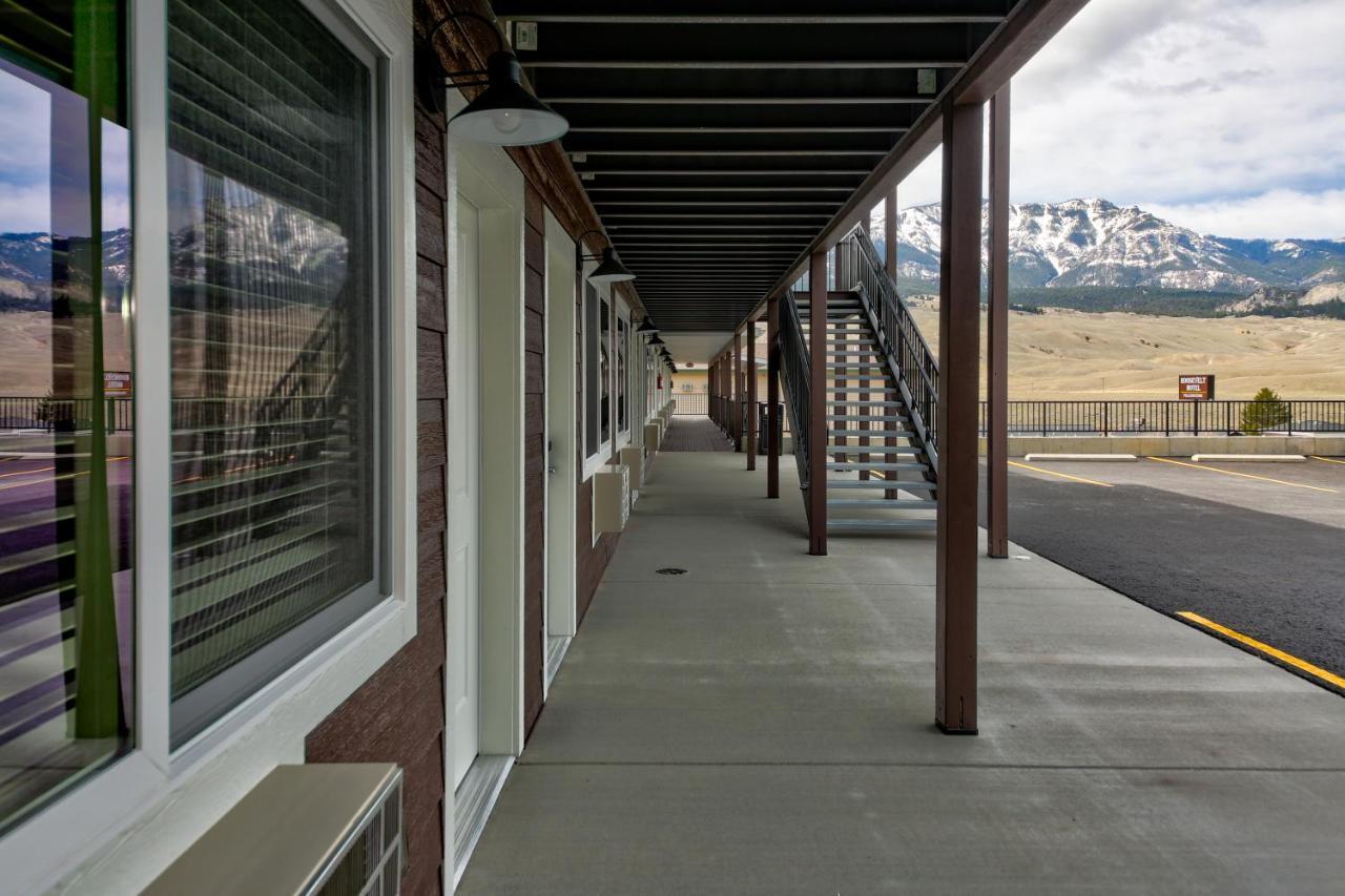 Roosevelt Hotel - Yellowstone ガーディナー エクステリア 写真