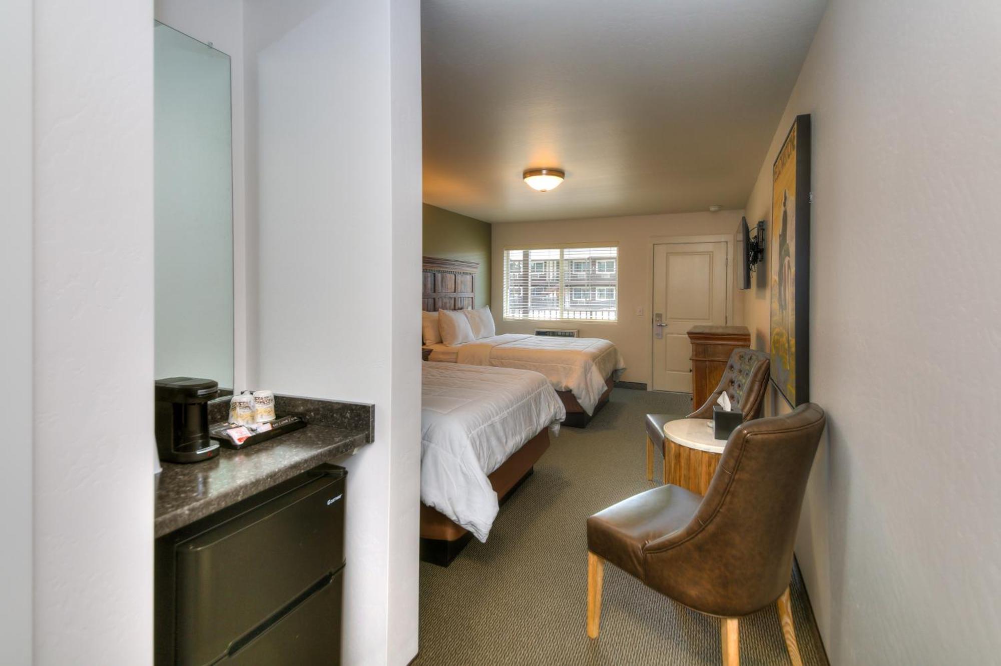 Roosevelt Hotel - Yellowstone ガーディナー エクステリア 写真